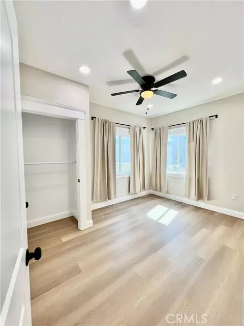 Long Beach, CA 90802,1904 E 2nd 1904