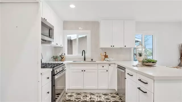 Alhambra, CA 91803,802 S Olive AVE