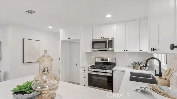 Alhambra, CA 91803,802 S Olive AVE