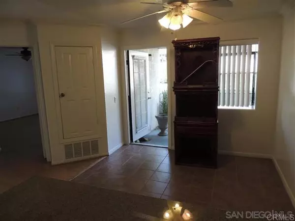 Oceanside, CA 92056,3541 Paseo De Francisco 243