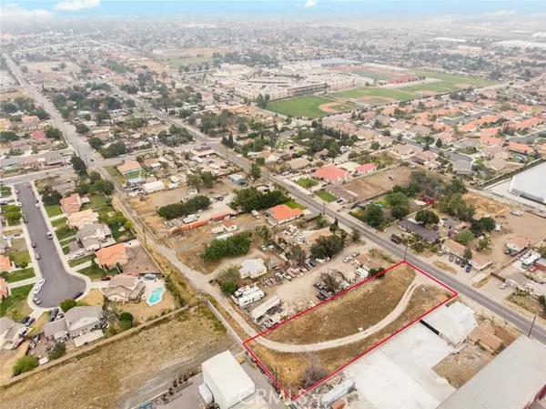 Rialto, CA 92377,0 W Persimmon