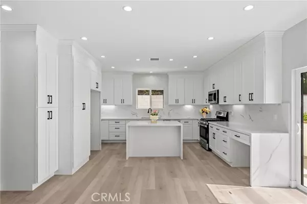 Burbank, CA 91504,2862 N Myers ST