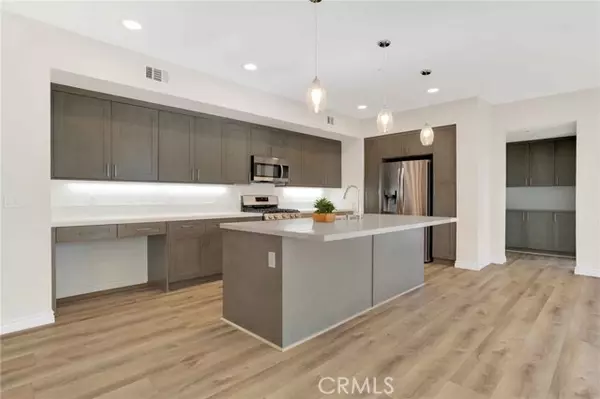 Oxnard, CA 93036,2850 Wagon Wheel 401