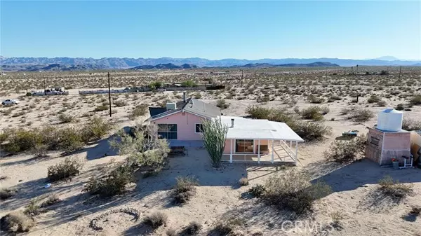 Joshua Tree, CA 92252,66270 Brants Cross