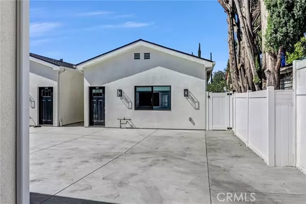 Van Nuys, CA 91405,6831 Ranchito AVE