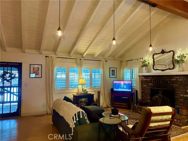 Wrightwood, CA 92397,5726 Lodgepole DR