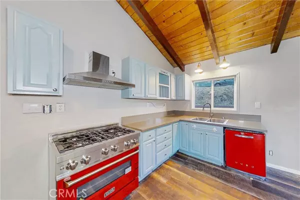 Running Springs, CA 92382,32871 Cougar LN