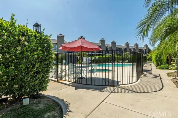 West Hills, CA 91307,23549 Victory blvd. 21