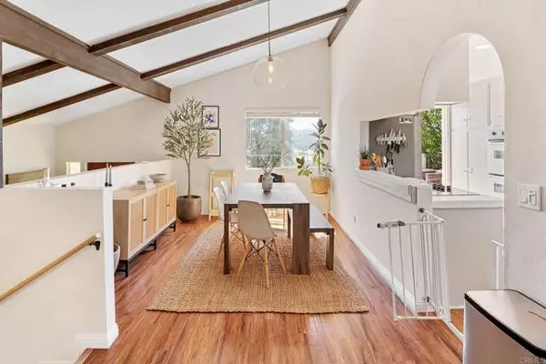 Escondido, CA 92026,10512 Moon View WAY