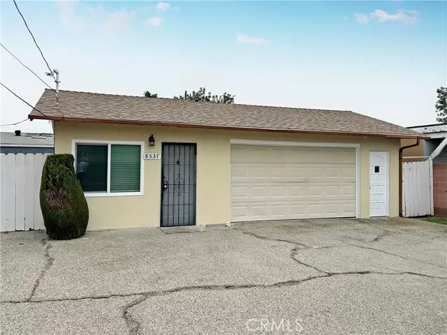 8537 Cole, Downey, CA 90242