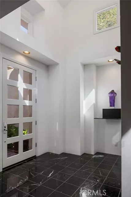 Tarzana, CA 91356,4219 Tarzana Estates DR