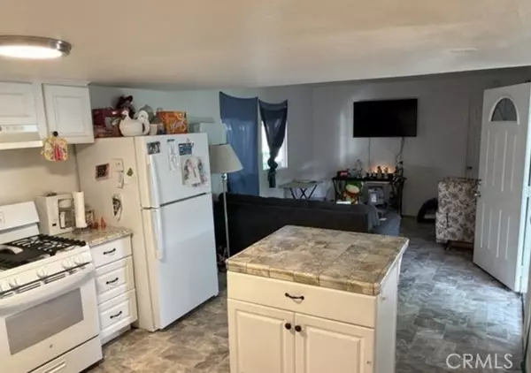 Hemet, CA 92543,260 N Lyon 95