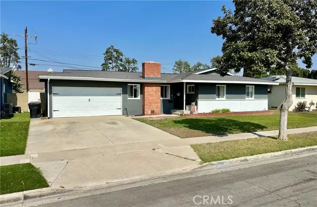 1737 W Cris, Anaheim, CA 92804