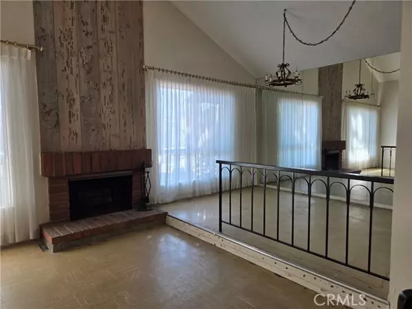 Simi Valley, CA 93065,2349 Knollhaven