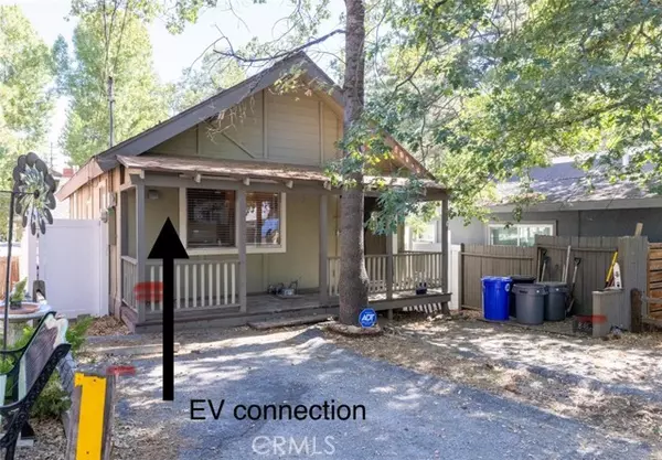 Arrowbear, CA 92382,32905 Chipmunk LN