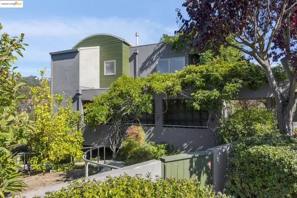 Oakland, CA 94618,6148 Ocean View Dr