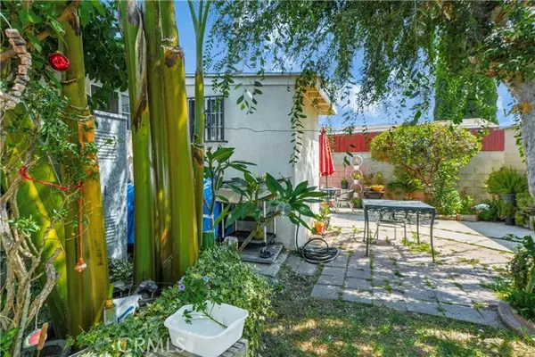 Los Angeles, CA 90039,2850 2850 Marsh