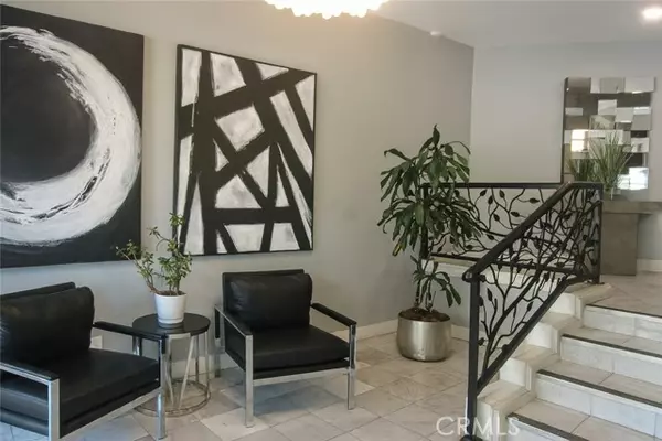 West Hollywood, CA 90069,8490 Fountain 306