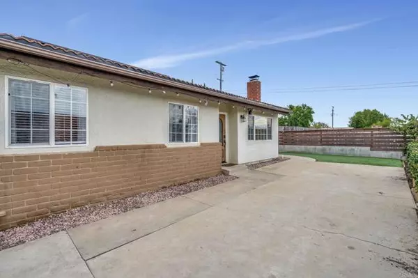 Escondido, CA 92027,157 Belfast Gln