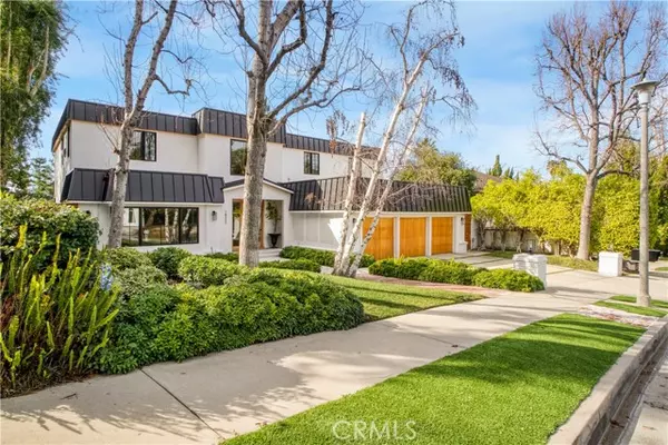 Encino, CA 91316,18321 Lake Encino DR