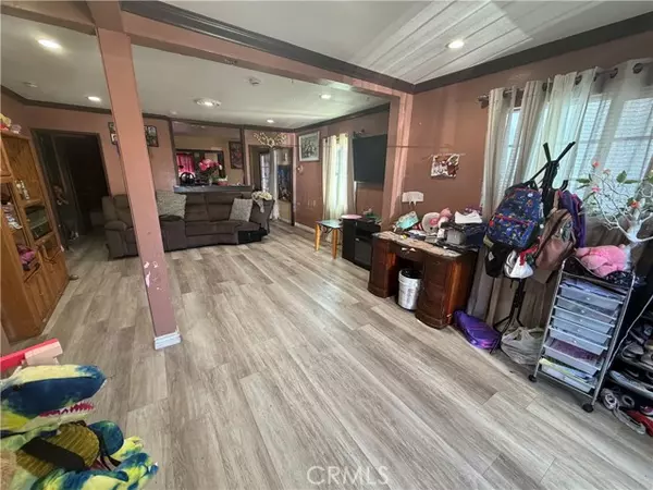 Lawndale, CA 90260,4740 W 161st