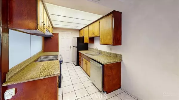 Van Nuys, CA 91406,15414 Gault