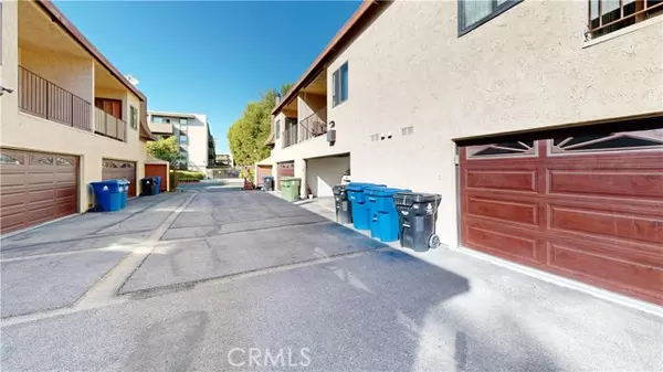 Van Nuys, CA 91406,15414 Gault