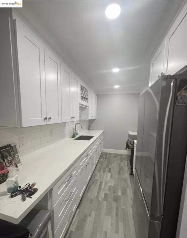 4081 Clayton Rd 201, Concord, CA 94521