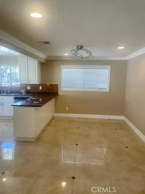 Chatsworth, CA 91311,20106 Halsted
