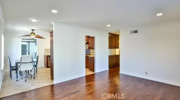 Irvine, CA 92604,4862 Gainsport