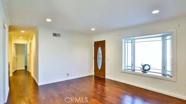 Irvine, CA 92604,4862 Gainsport