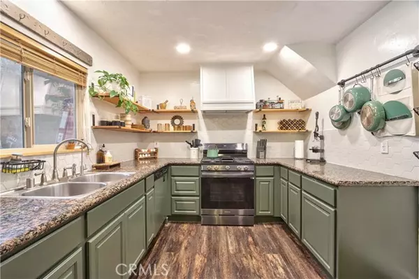 Escondido, CA 92027,1271 Marjorie