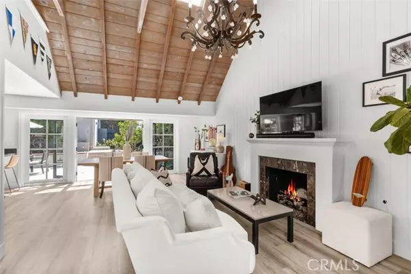 Laguna Beach, CA 92651,455 Brooks ST