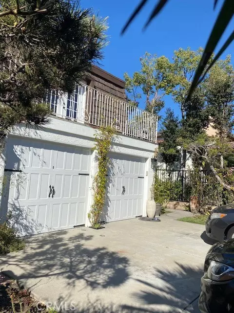 San Clemente, CA 92672,158 Avenida Miramar
