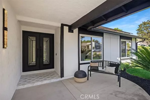 Mission Viejo, CA 92692,27641 Ruisenor