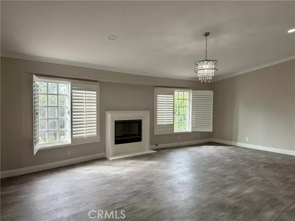 Northridge, CA 91325,9455 Brandon CT