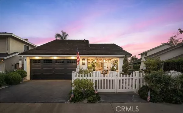 6 Blue RDG, Irvine, CA 92620