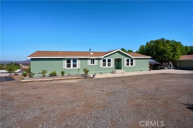 21410 Scenic Crest DR, Lake Elsinore, CA 92530