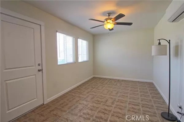 Banning, CA 92220,719 E Ramsey 3