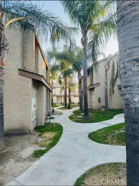 Colton, CA 92324,936 Fairway DR 29