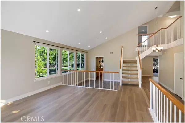 Mission Viejo, CA 92691,22436 Atomo