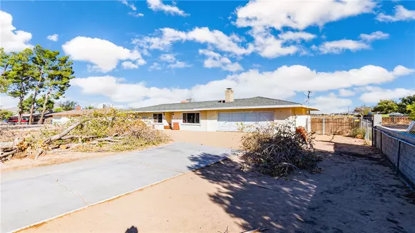 Apple Valley, CA 92307,21792 Carlisle