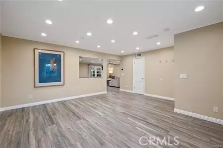 West Hills, CA 91307,23928 Archwood St.