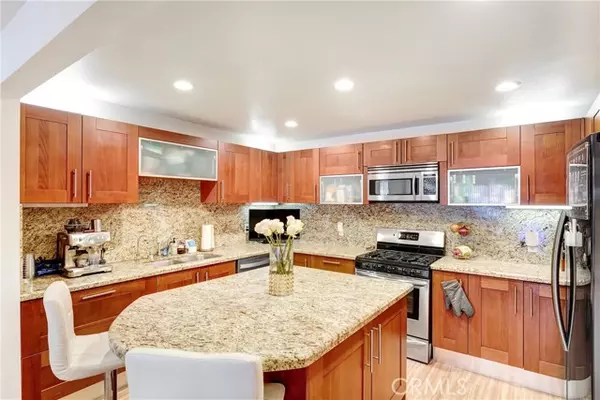 Tarzana, CA 91356,18324 Clark 119