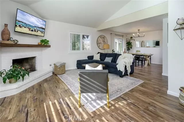 Costa Mesa, CA 92627,300 CUTTER WAY