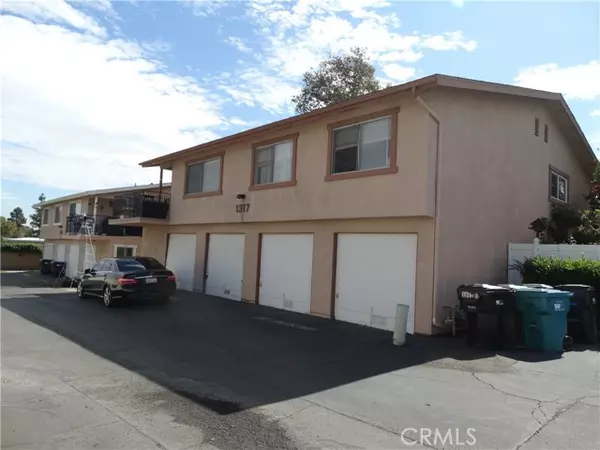 Corona, CA 92882,1317 Via Santiago