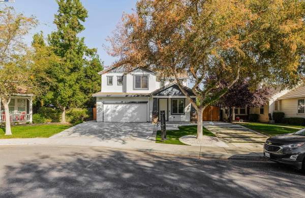 2753 Merchant Ct, Tracy, CA 95377
