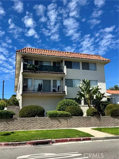 1304 W 9th ST 2, San Pedro, CA 90732