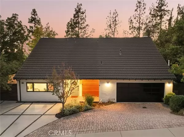 La Canada Flintridge, CA 91011,5805 Briartree DR
