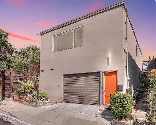 560 Neva PL, Los Angeles, CA 90042